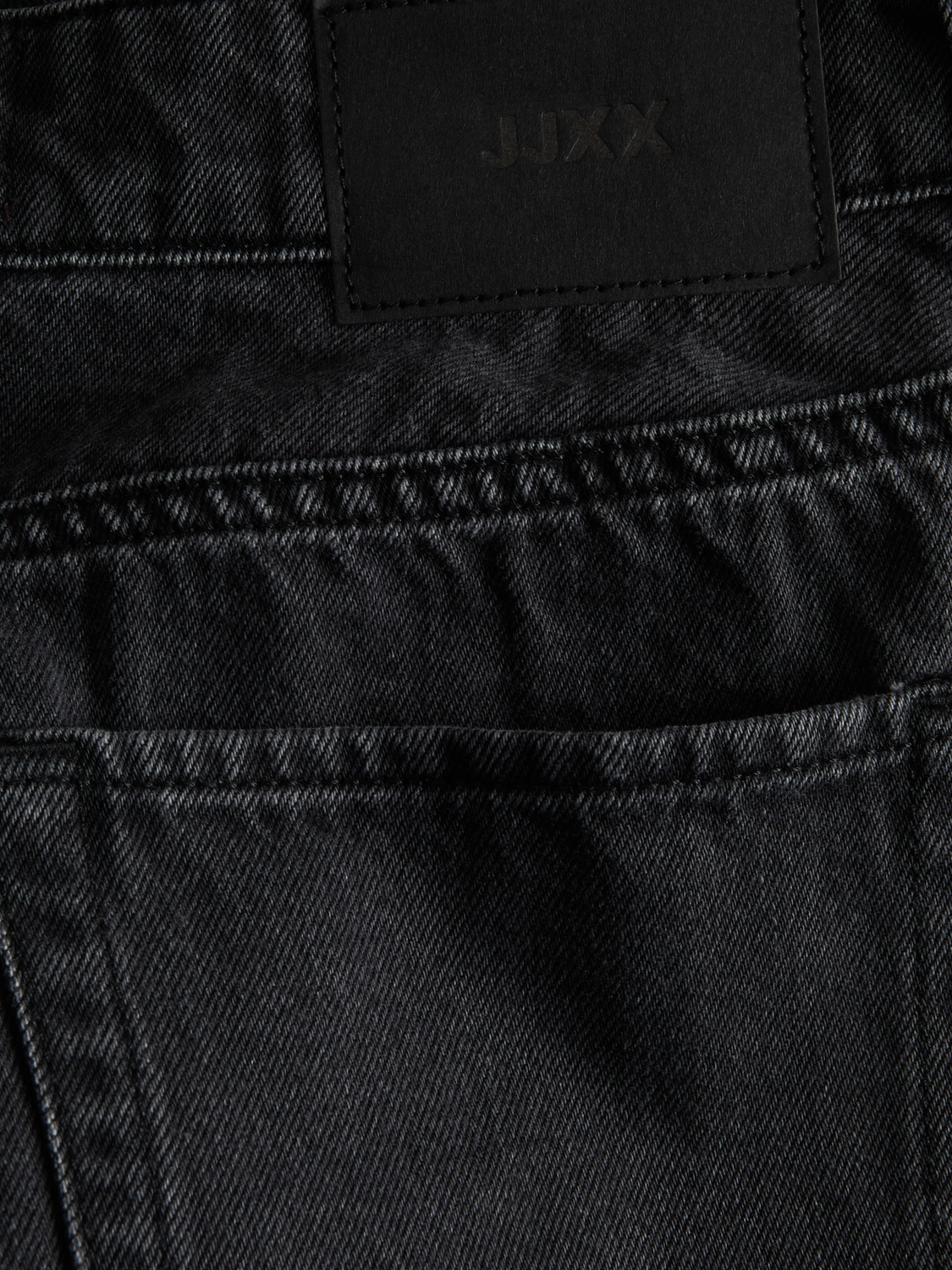 model_shot-detail